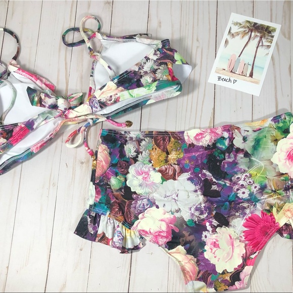 Colorful, Floral High-Waisted 2 Piece Swimsuit - Size Medium - Picture 8 of 13